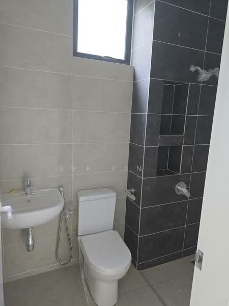 Rumah Berkembar untuk Dijual di Setia Eco Gardens (Gelang Patah) - See Yin . - Bathroom - PropertyGuru.com.my
