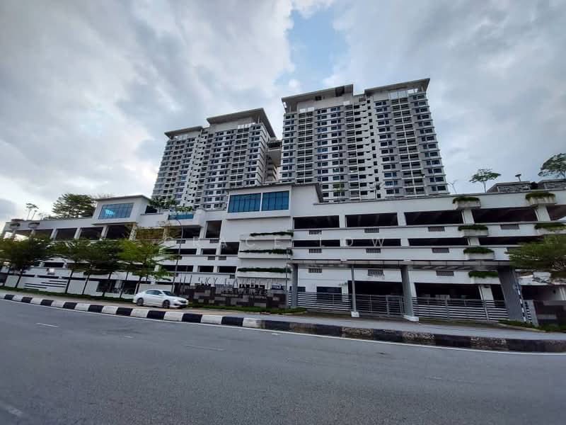 Servis Apartment untuk Dijual di Sky Gardens Residences - Grace Low - PropertyGuru.com.my