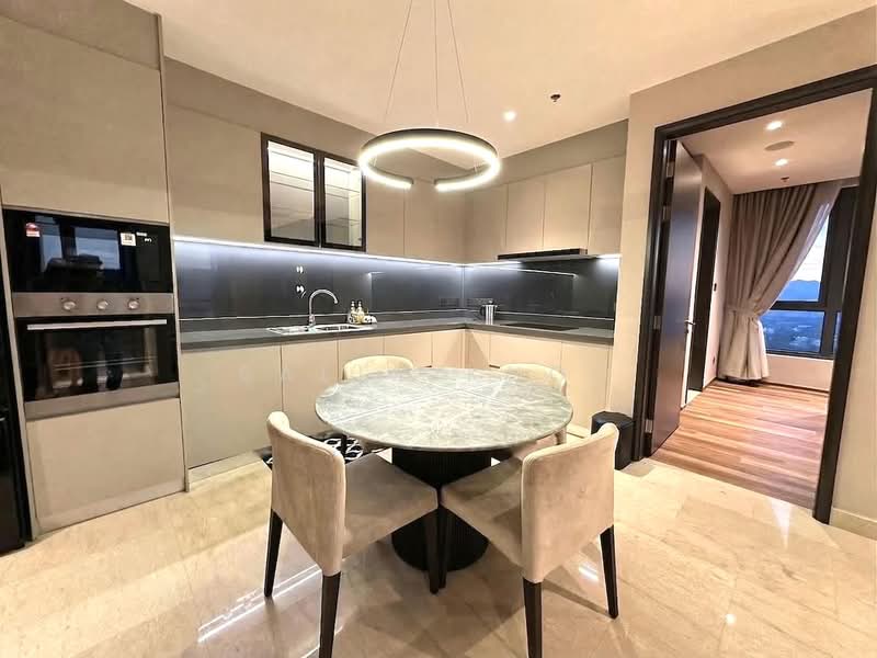 Servis Apartment untuk Disewa di Marriott Residence @ Gurney - Sally Khoo - Kitchen - PropertyGuru.com.my