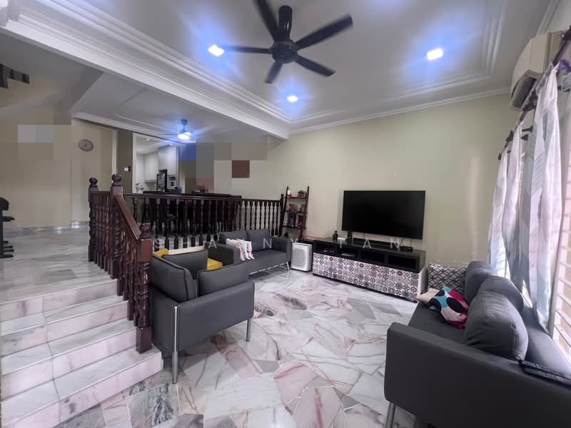 Rumah Teres untuk Dijual di Bandar Sungai Long (Selangor) - Shanny Tan - Living Room - PropertyGuru.com.my