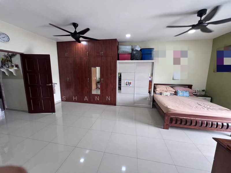 Rumah Teres untuk Dijual di Bandar Sungai Long (Selangor) - Shanny Tan - Bedroom - PropertyGuru.com.my