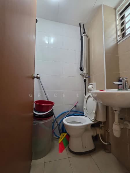 Servis Apartment untuk Dijual di Sky Gardens Residences - Grace Low - PropertyGuru.com.my