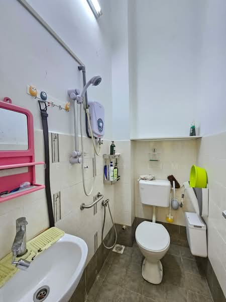 2-storey Terraced House for Sale in Taman Nusantara (Iskandar Puteri (Nusajaya)) - Jeffrey Lim - Bathroom - PropertyGuru.com.my