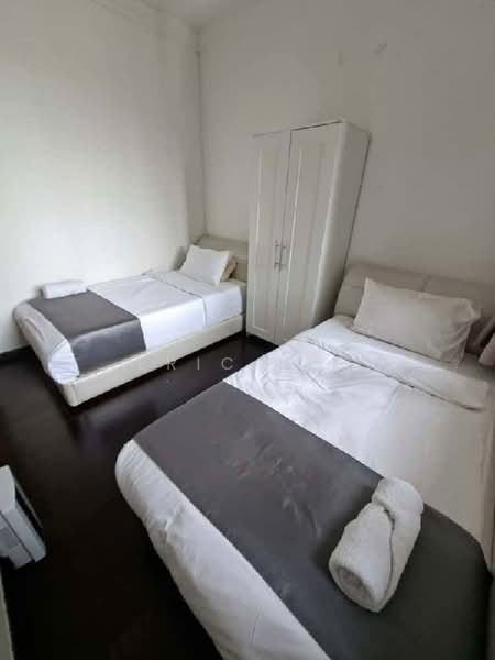 Servis Apartment untuk Dijual di R&F Princess Cove Phase 1 - Eric Lee - Bedroom - PropertyGuru.com.my