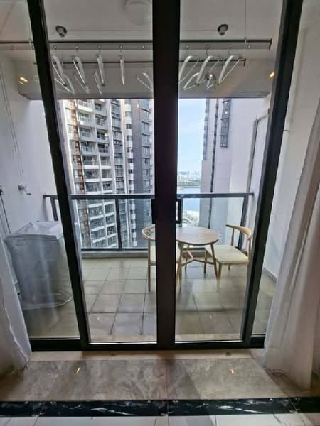 Servis Apartment untuk Dijual di R&F Princess Cove Phase 1 - Eric Lee - Balcony - PropertyGuru.com.my