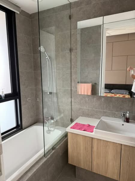 Servis Apartment untuk Disewa di Kami - Carmen Yee - Bathroom - PropertyGuru.com.my