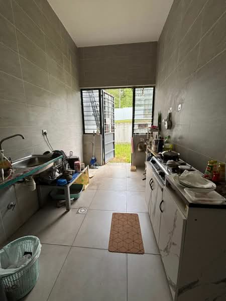 Cluster House for Sale in Taman Desa Tebrau (Tebrau) - Jayden Ng - Kitchen - PropertyGuru.com.my