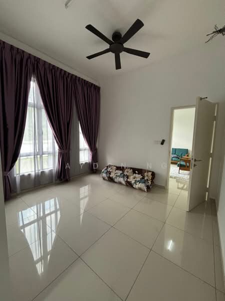 Cluster House for Sale in Taman Desa Tebrau (Tebrau) - Jayden Ng - Living Room - PropertyGuru.com.my