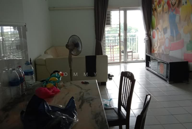Kondominium untuk Disewa di Plaza Menjalara - TOMMY TAN - Living Room - PropertyGuru.com.my