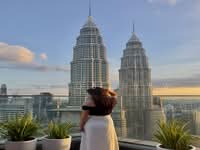 For Sale - KLCC KLCC Airbnb/ 5 Star unit/ Walk to KLCC/ Profit 10k monthly/ Free 100%Furnished/ Completed Soon