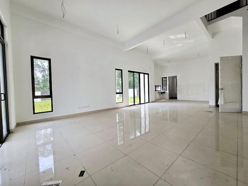 Terraced House for Sale in Bandar Kinrara Seksyen 1 (Bandar Kinrara) - John Lee - Living Room - PropertyGuru.com.my