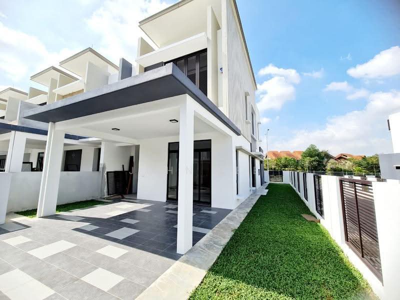 Terraced House for Sale in Bandar Kinrara Seksyen 1 (Bandar Kinrara) - John Lee - Exterior - PropertyGuru.com.my