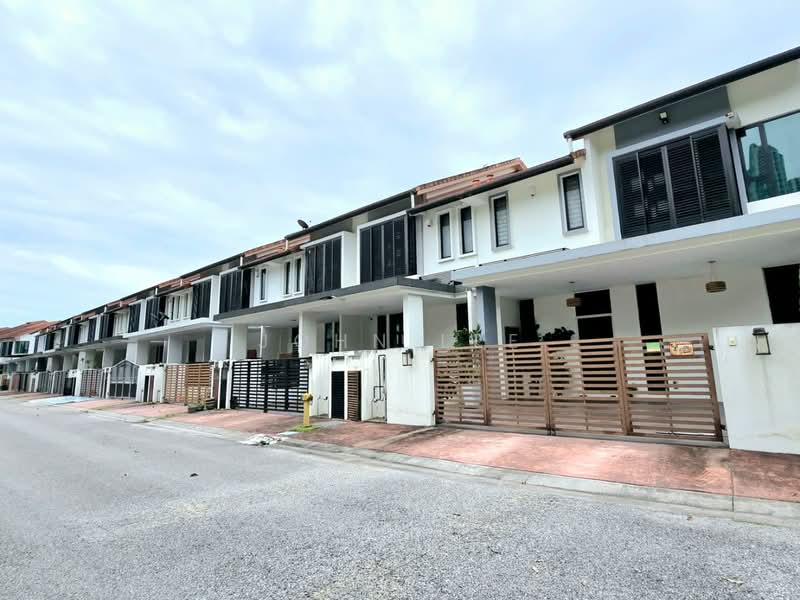 Terraced House for Sale in Bandar Kinrara Seksyen 1 (Bandar Kinrara) - John Lee - Exterior - PropertyGuru.com.my