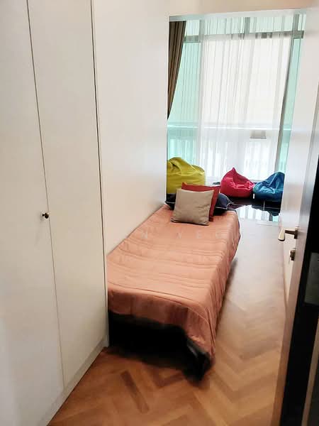 Servis Apartment untuk Dijual di Straits Quay (The Suites at Waterside) - Allen Yeoh - Bedroom - PropertyGuru.com.my