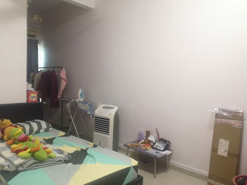 Apartment for Sale at Golden Showers (Kondo Ruby) - Kiera Wong - Bedroom - PropertyGuru.com.my