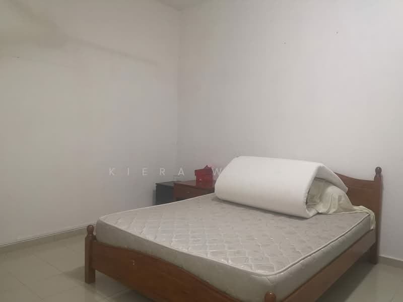 Apartment for Sale at Golden Showers (Kondo Ruby) - Kiera Wong - Bedroom - PropertyGuru.com.my