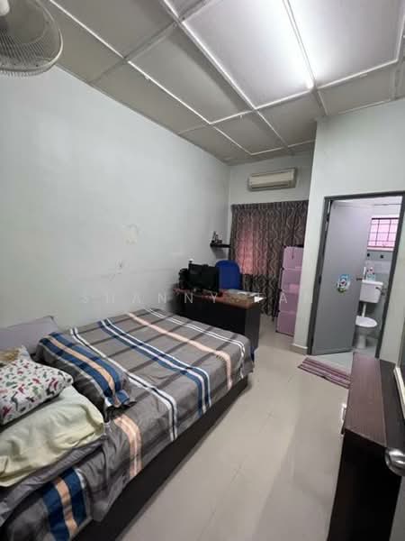 Terraced House for Sale in Bandar Sungai Long (Selangor) - Shanny Tan - Bedroom - PropertyGuru.com.my