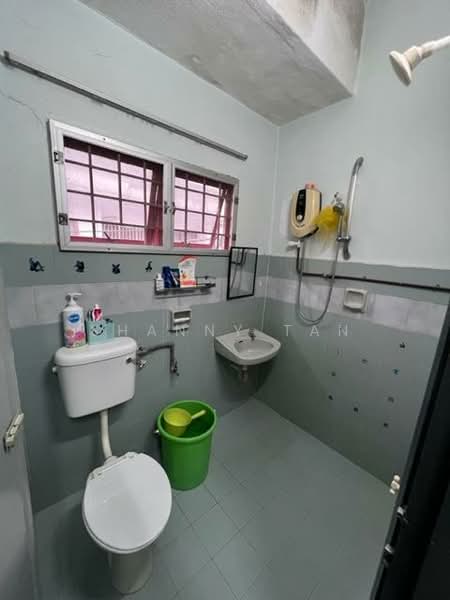 Terraced House for Sale in Bandar Sungai Long (Selangor) - Shanny Tan - Bathroom - PropertyGuru.com.my