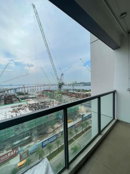 Servis Apartment untuk Dijual di R&F Princess Cove Phase 1 - Eric Lee - Balcony - PropertyGuru.com.my