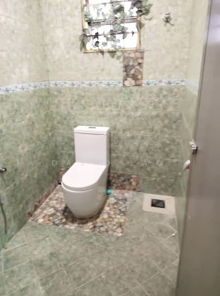 Bungalow for Rent in Taman Gombak Setia (Gombak) - David Lao - Bathroom - PropertyGuru.com.my