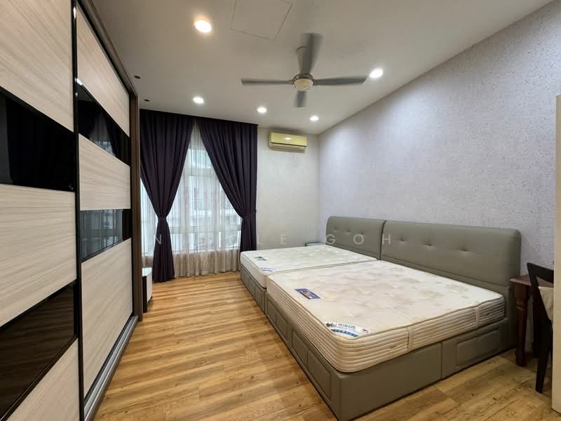 Kondominium untuk Dijual di Sri Putramas III / Royal Regent - Nicole Goh - Bedroom - PropertyGuru.com.my
