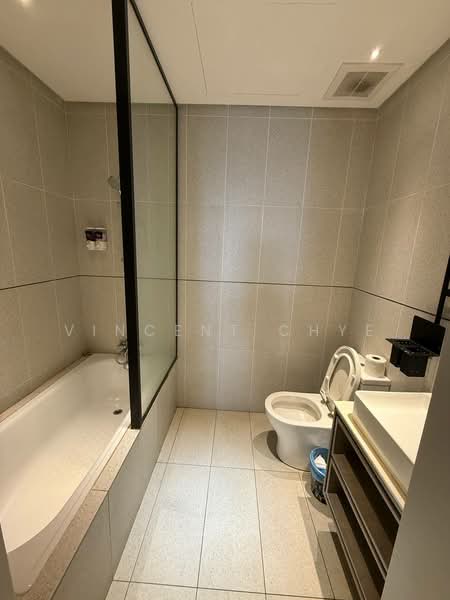 Servis Apartment untuk Disewa di Millerz Square Serviced Residence - Vincent Chye - Bathroom - PropertyGuru.com.my
