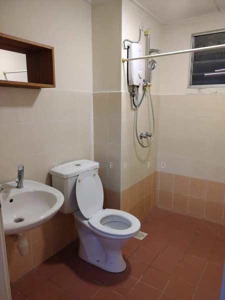 Condominium for Sale at Koi Tropika - Wesley Fu - Bathroom - PropertyGuru.com.my