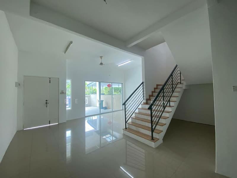 2-storey Terraced House for Rent in Medan Klebang Sentosa (Chemor) - PENNY CHEN - Living Room - PropertyGuru.com.my