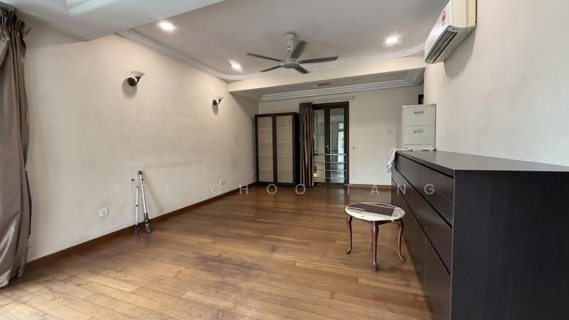 Bungalow House for Sale in Kota Kemuning (Shah Alam) - Anjoe Tang - Living Room - PropertyGuru.com.my