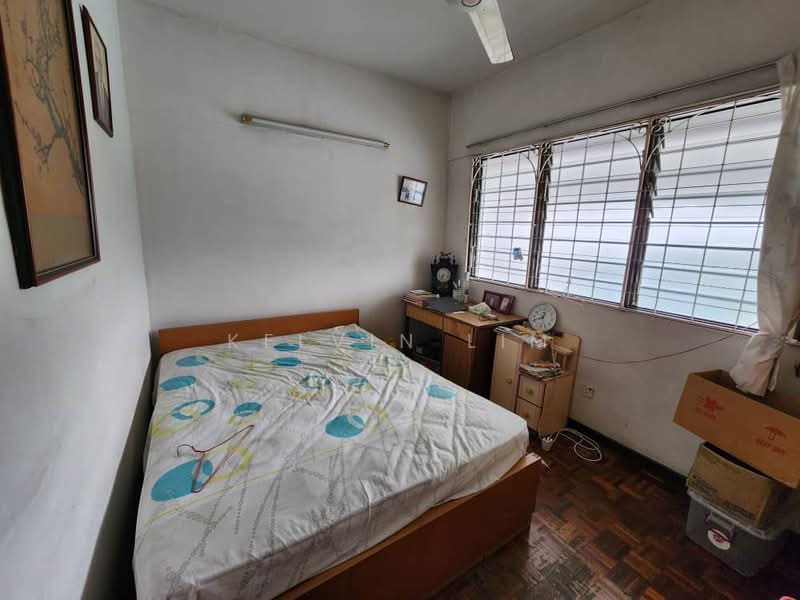 Pangsapuri untuk Dijual di Desa Permata Sapphire Block 15 - Kelvin Lim - PropertyGuru.com.my