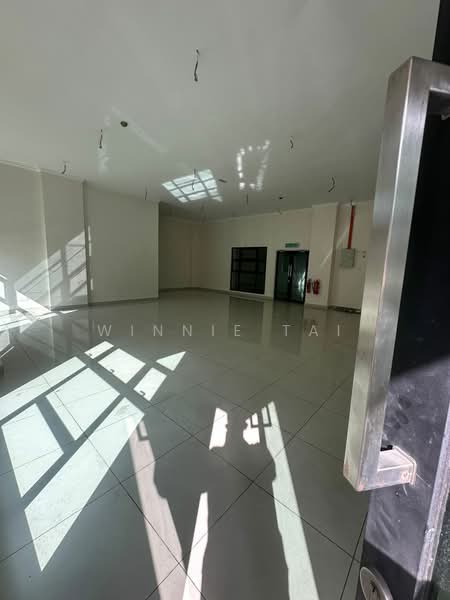 Kedai / Pejabat untuk Disewa di Bandar Tun Hussein Onn (Cheras) - Winnie Tai - Entrance - PropertyGuru.com.my