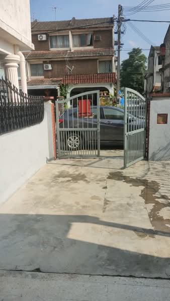 3-storey Terraced House for Sale in Taman Muda (Ampang) - Paul Po - Exterior - PropertyGuru.com.my