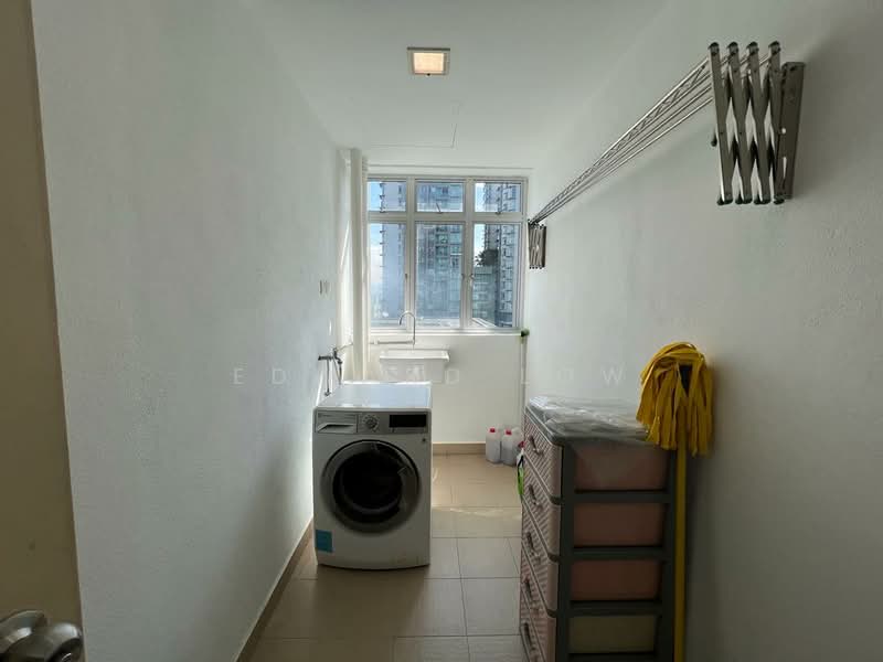 Kediaman Servis untuk Dijual di Solaris Dutamas - Edward Low - Interior - PropertyGuru.com.my