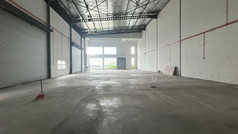 Semi-D Factory for Rent in Signature Industrial Park (Semenyih) - Moon Lum - Interior - PropertyGuru.com.my