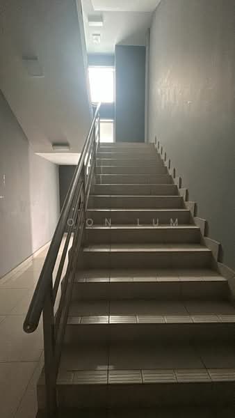 Semi-D Factory for Rent in Signature Industrial Park (Semenyih) - Moon Lum - Corridor - PropertyGuru.com.my