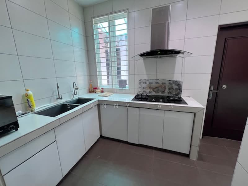 Rumah Teres untuk Dijual di Bandar Sungai Long (Selangor) - Shanny Tan - Kitchen - PropertyGuru.com.my