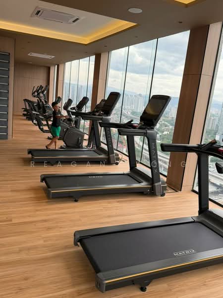 Servis Apartment untuk Disewa di Armani Raja Uda - Reagan Leong - Gym - PropertyGuru.com.my