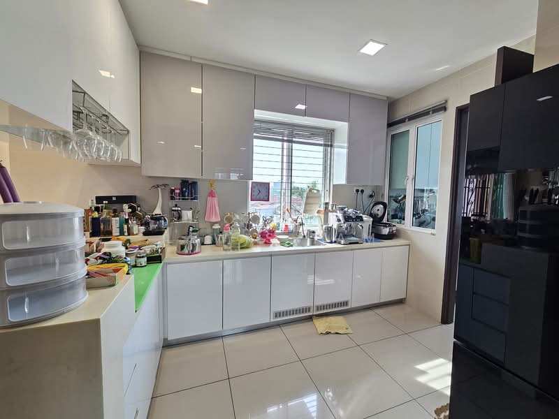 2.5-storey Terraced House for Sale in Bandar Baru Sungai Long (Kajang) - Lewis Tam - Kitchen - PropertyGuru.com.my