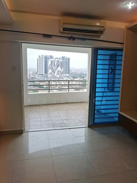 Kondominium untuk Dijual di Idaman Puteri - Nicole Goh - Balcony - PropertyGuru.com.my