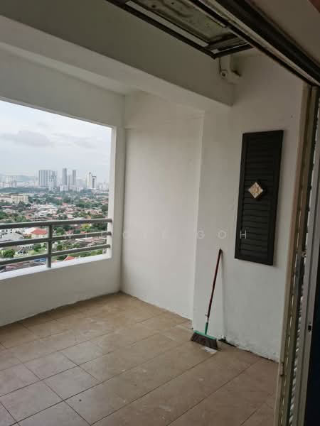 Kondominium untuk Dijual di Idaman Puteri - Nicole Goh - Balcony - PropertyGuru.com.my