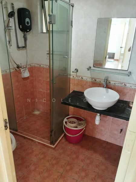 Kondominium untuk Dijual di Idaman Puteri - Nicole Goh - Bathroom - PropertyGuru.com.my