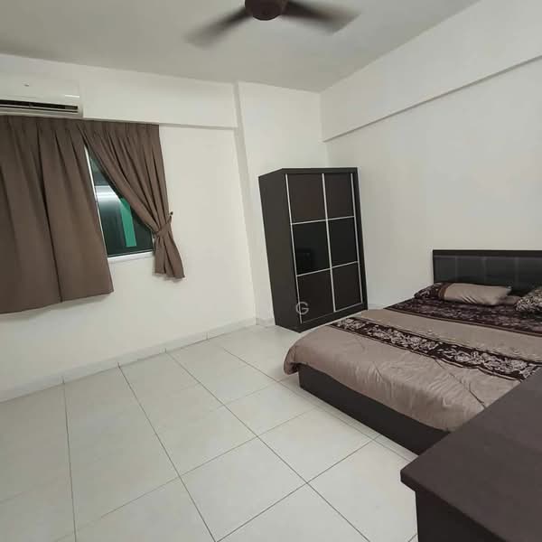 Kondominium untuk Dijual di Elit Heights @ Bayan City - Siang . - Bedroom - PropertyGuru.com.my