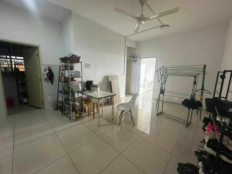 Kondominium untuk Disewa di The Hamilton - Tan Wei Chuen - Living Room - PropertyGuru.com.my