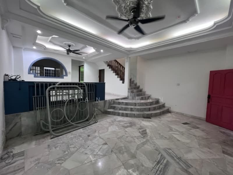 Rumah Teres untuk Dijual di Bandar Sungai Long (Selangor) - Shanny Tan - Living Room - PropertyGuru.com.my