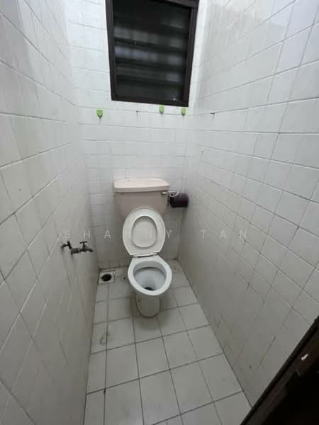 Rumah Teres untuk Dijual di Bandar Sungai Long (Selangor) - Shanny Tan - Bathroom - PropertyGuru.com.my