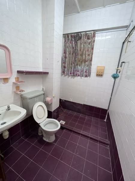Rumah Teres untuk Dijual di Bandar Sungai Long (Selangor) - Shanny Tan - Bathroom - PropertyGuru.com.my