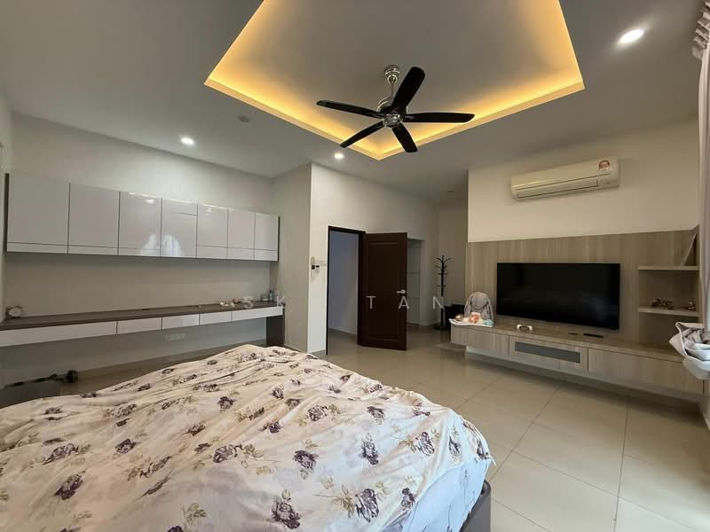 Rumah Teres 2 Tingkat untuk Dijual di Taman Ehsan Jaya (Ulu Tiram) - Sky Tan - Bedroom - PropertyGuru.com.my