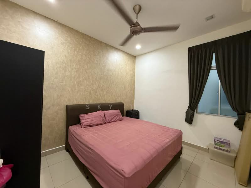 Rumah Teres 2 Tingkat untuk Dijual di Taman Ehsan Jaya (Ulu Tiram) - Sky Tan - Bedroom - PropertyGuru.com.my