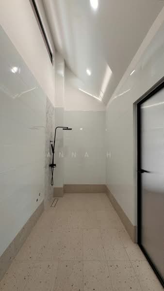 Rumah Teres 2 Tingkat untuk Dijual di Taman Desa (Kuala Lumpur) - Anna H - Bathroom - PropertyGuru.com.my