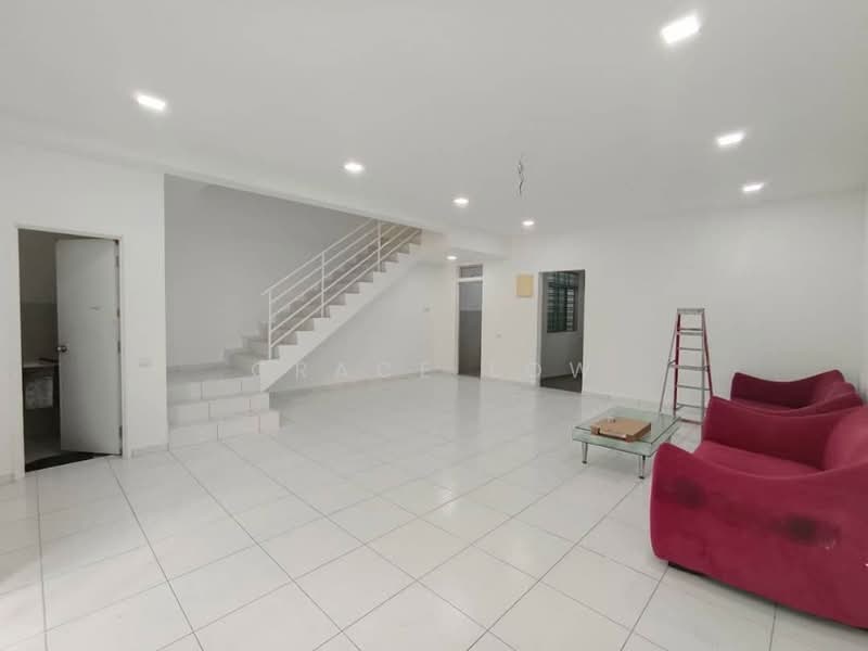 2-storey Terraced House for Sale in Setia Tropika (Johor Bahru) - Grace Low - Living Room - PropertyGuru.com.my